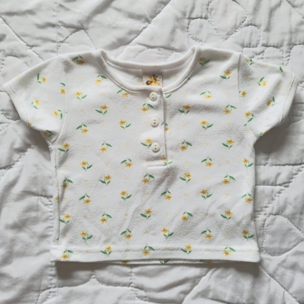 10/$20 ❄️ Kindergear Top